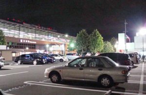 夜でも充分見通せる明るさがあります。